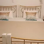 Actis 1 * Stelida (Naxos)